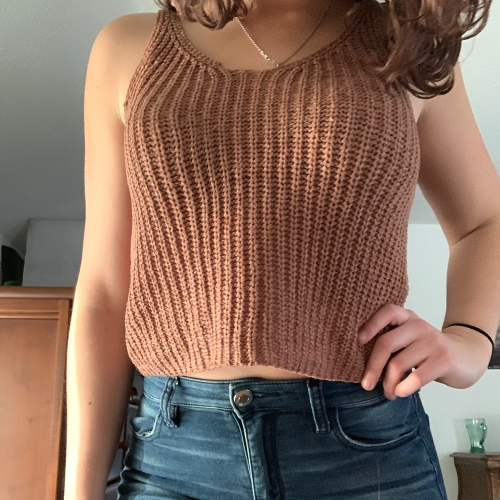 adorable knit tank top 💕
